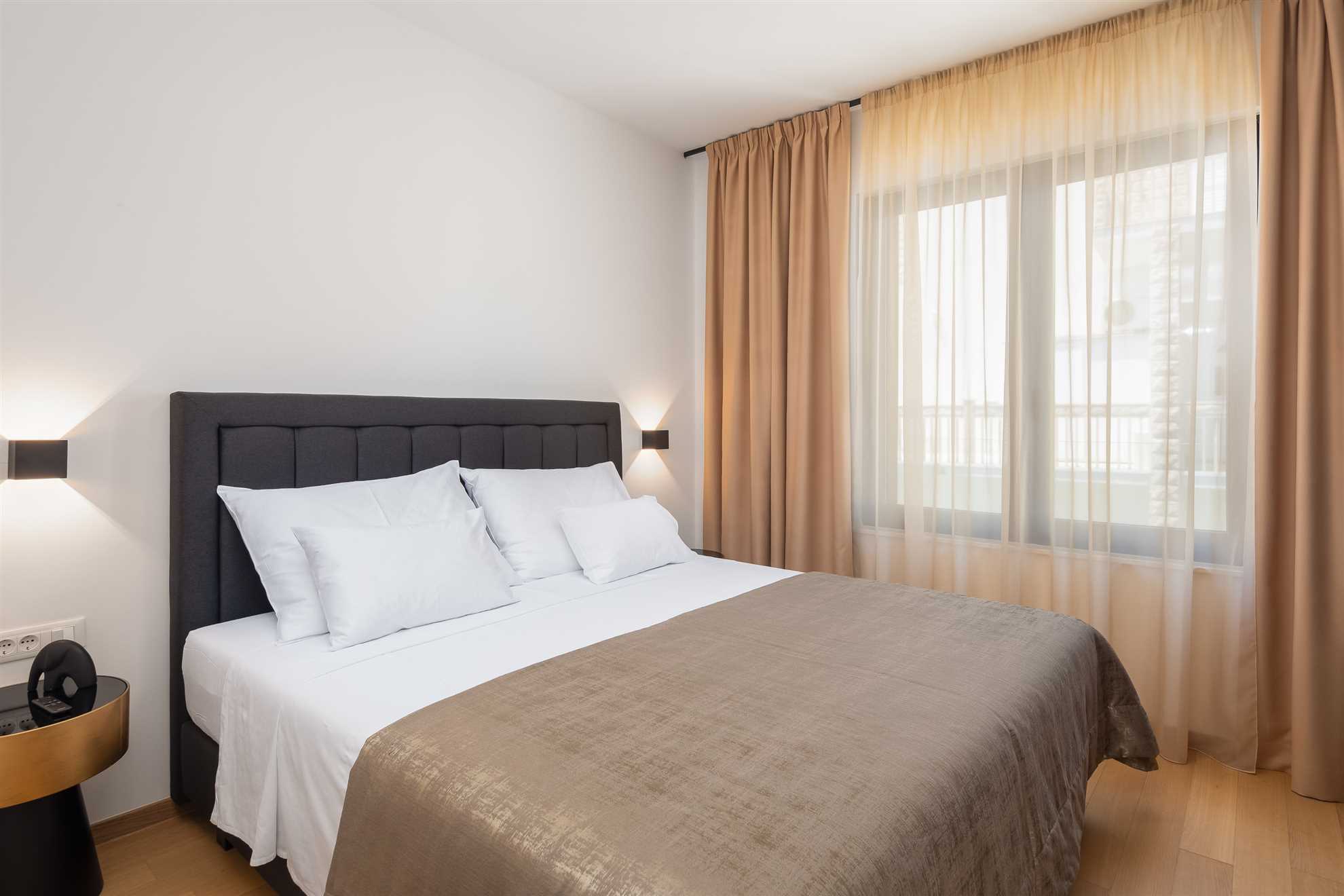 Paoma Luxury Beach Suite With Jacuzzi