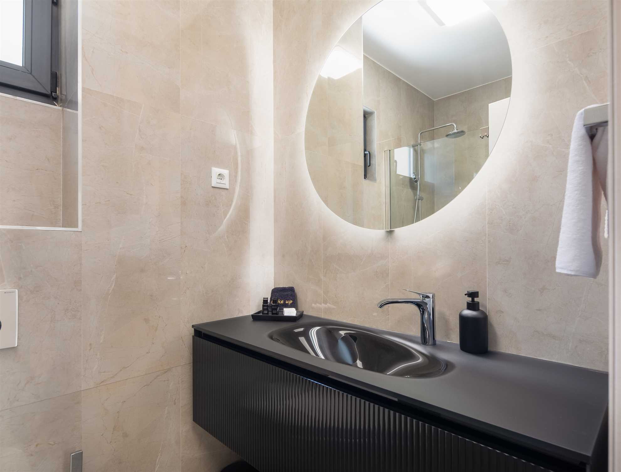 Paoma Luxury Beach Suite With Jacuzzi
