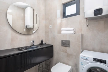 Podstrana Beach Penthouse with Private Jacuzzi