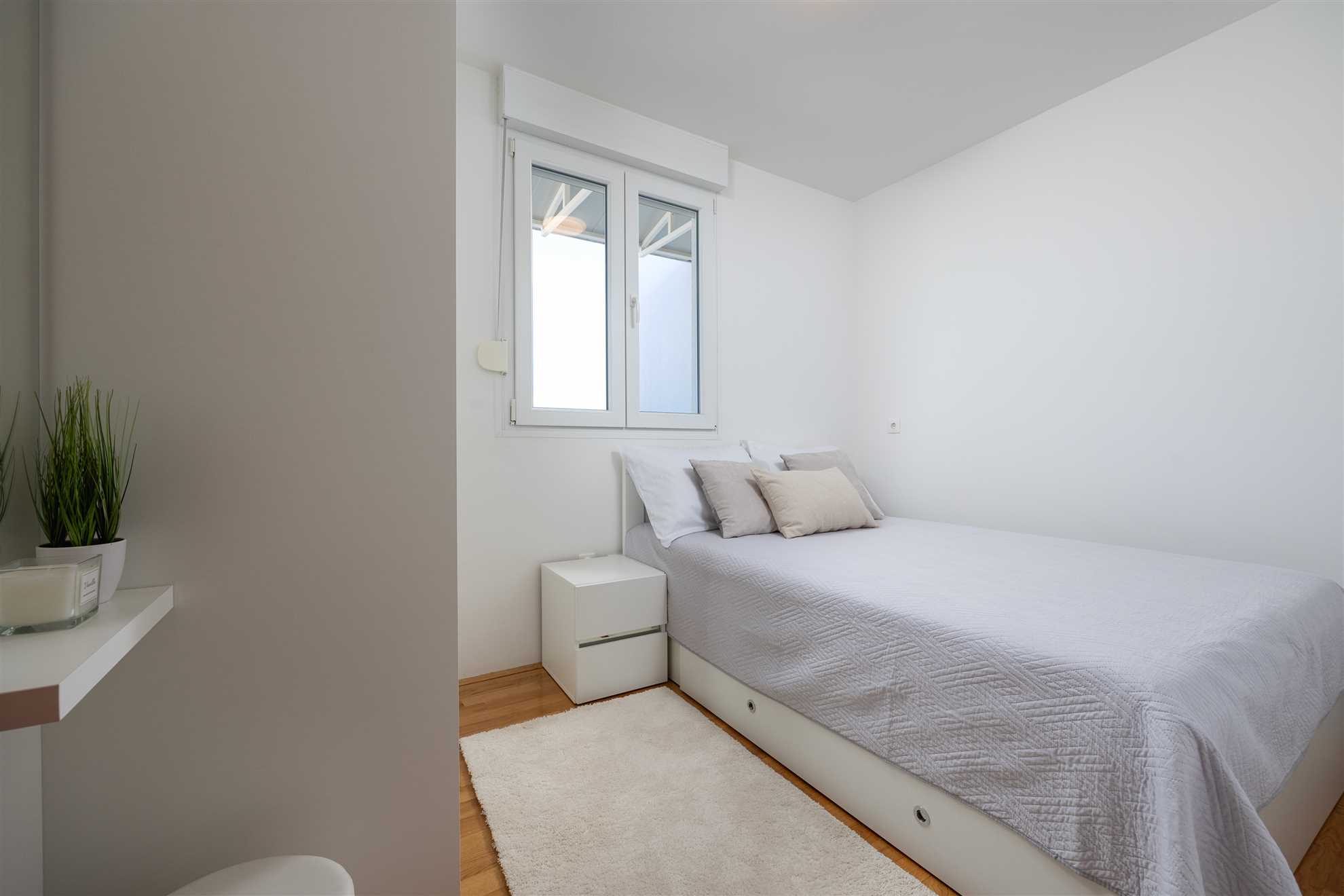 Rose Penthouse Apartment Split
