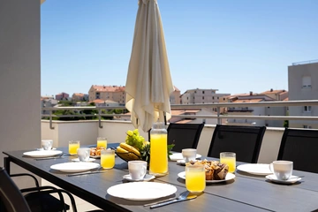 Split 4-Bedroom Penthouse with Private Balcony