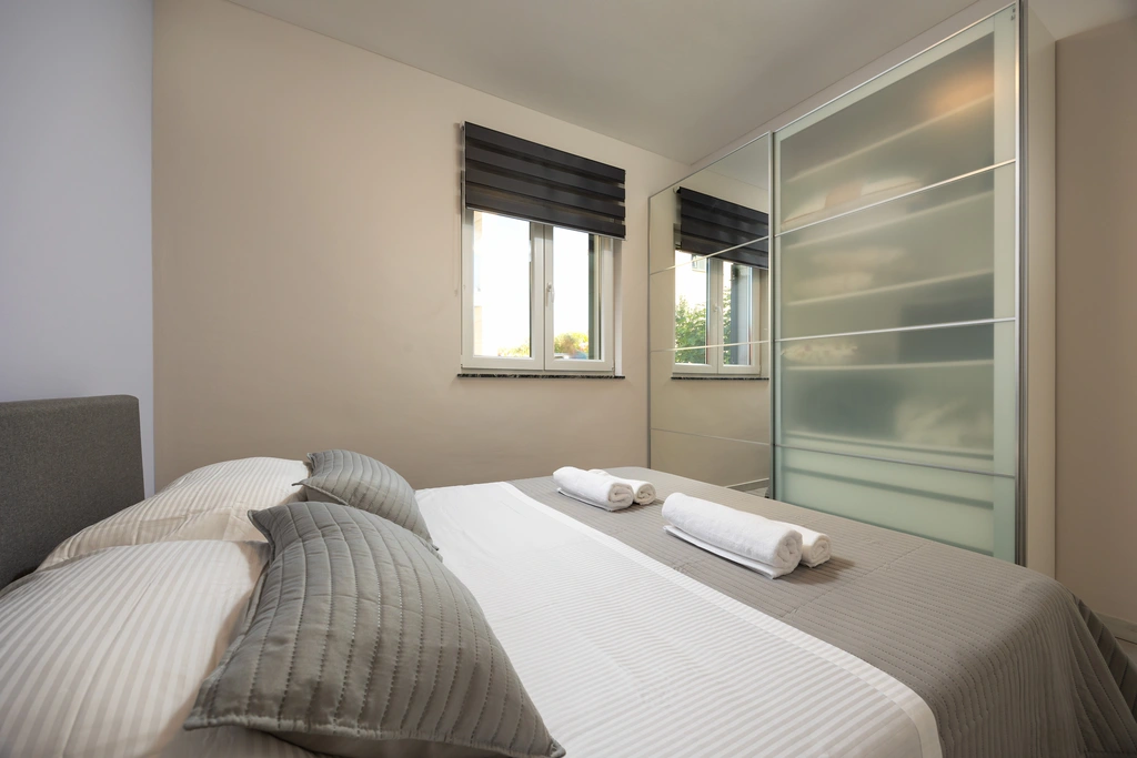 Zadar Villa with Heated Pool, Rooftop Jacuzzi for 12