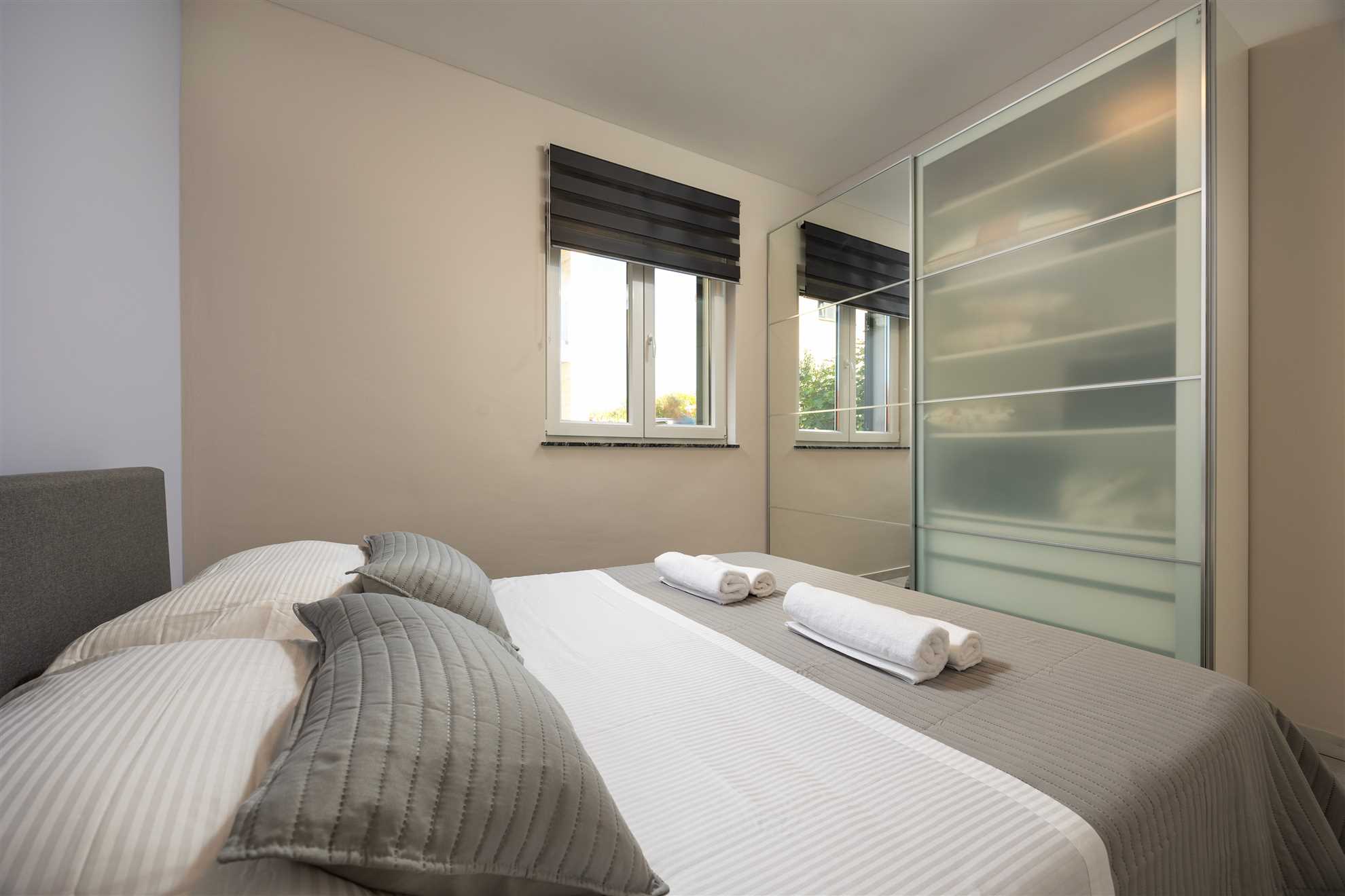 Villa Beverly Hills, Heated pool, Jacuzzi, 12 people