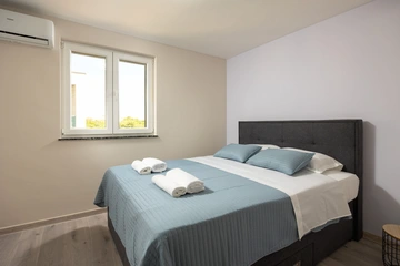 Zadar Villa with Heated Pool, Rooftop Jacuzzi for 12