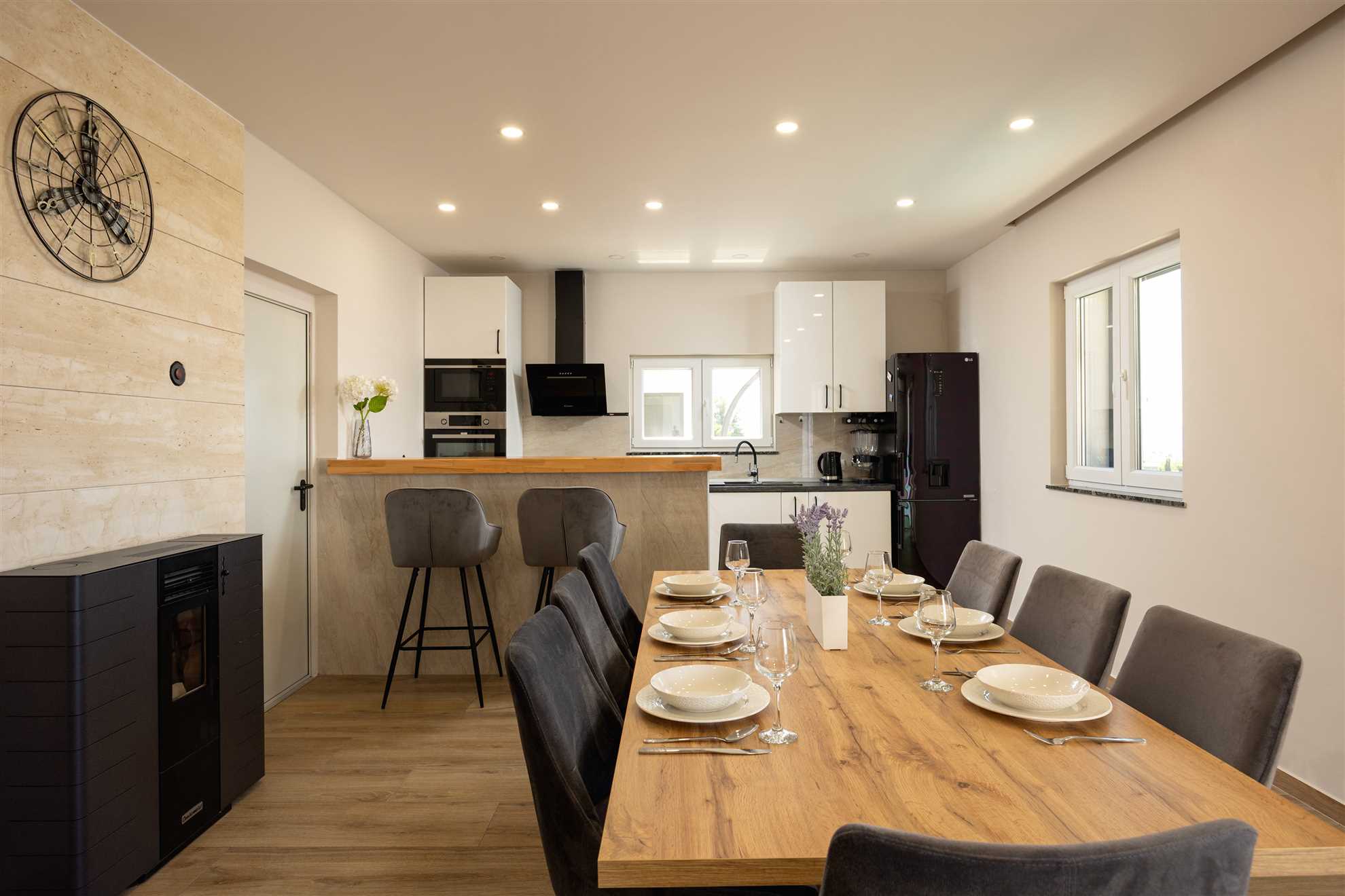 Villa Beverly Hills, Heated pool, Jacuzzi, 12 people