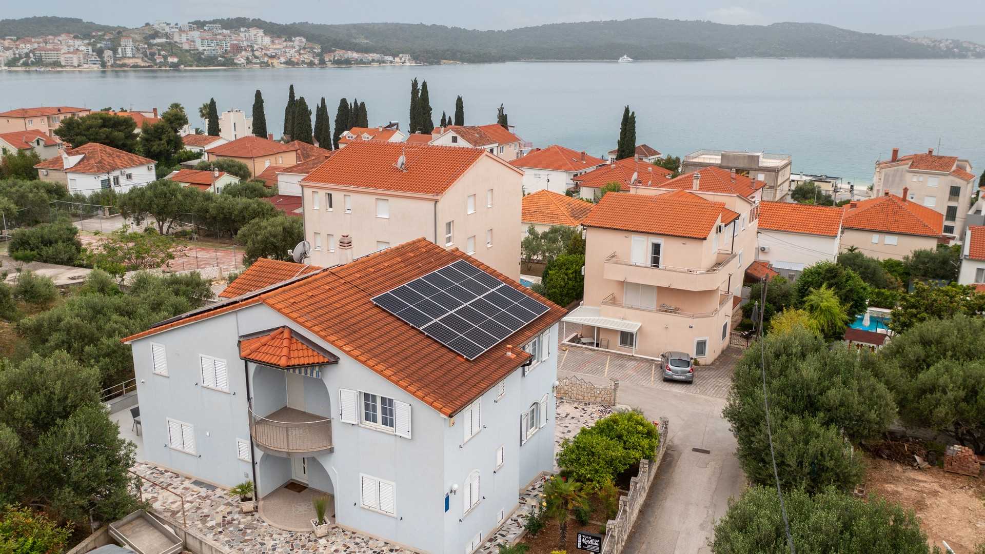 Apartment Delight 1 with seaview balcony near beach - Eos Croatia