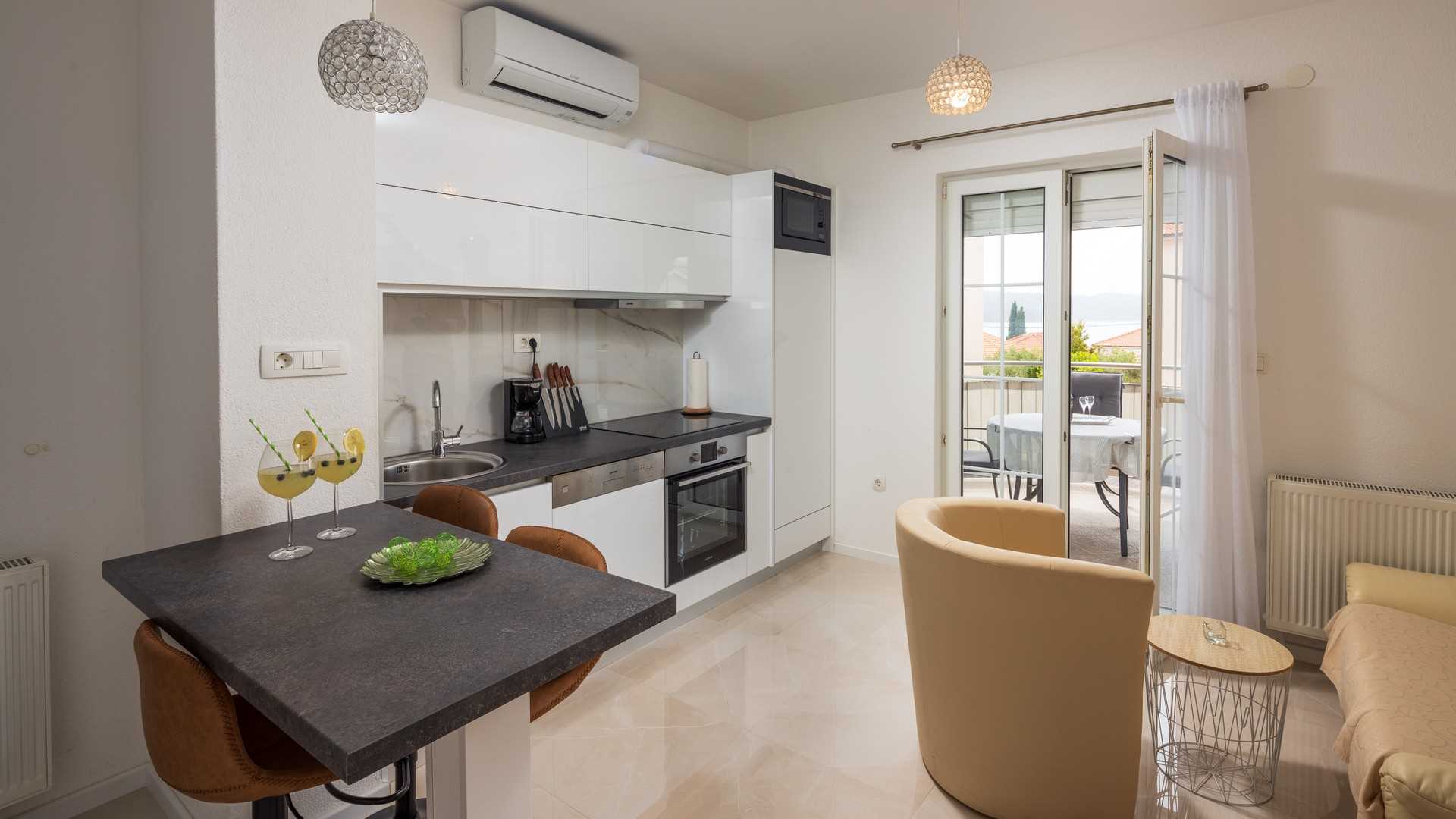 Seaview apartment Delight 4 near beach - Eos Croatia