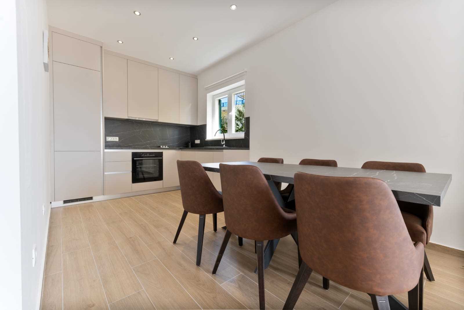 Luxury Apartment Aura