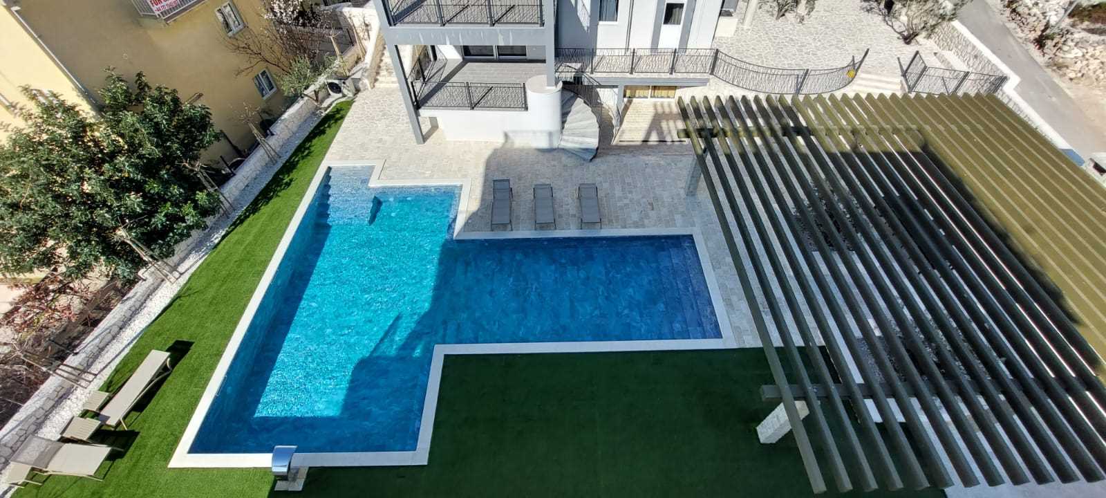 Luxury Apartment Aura