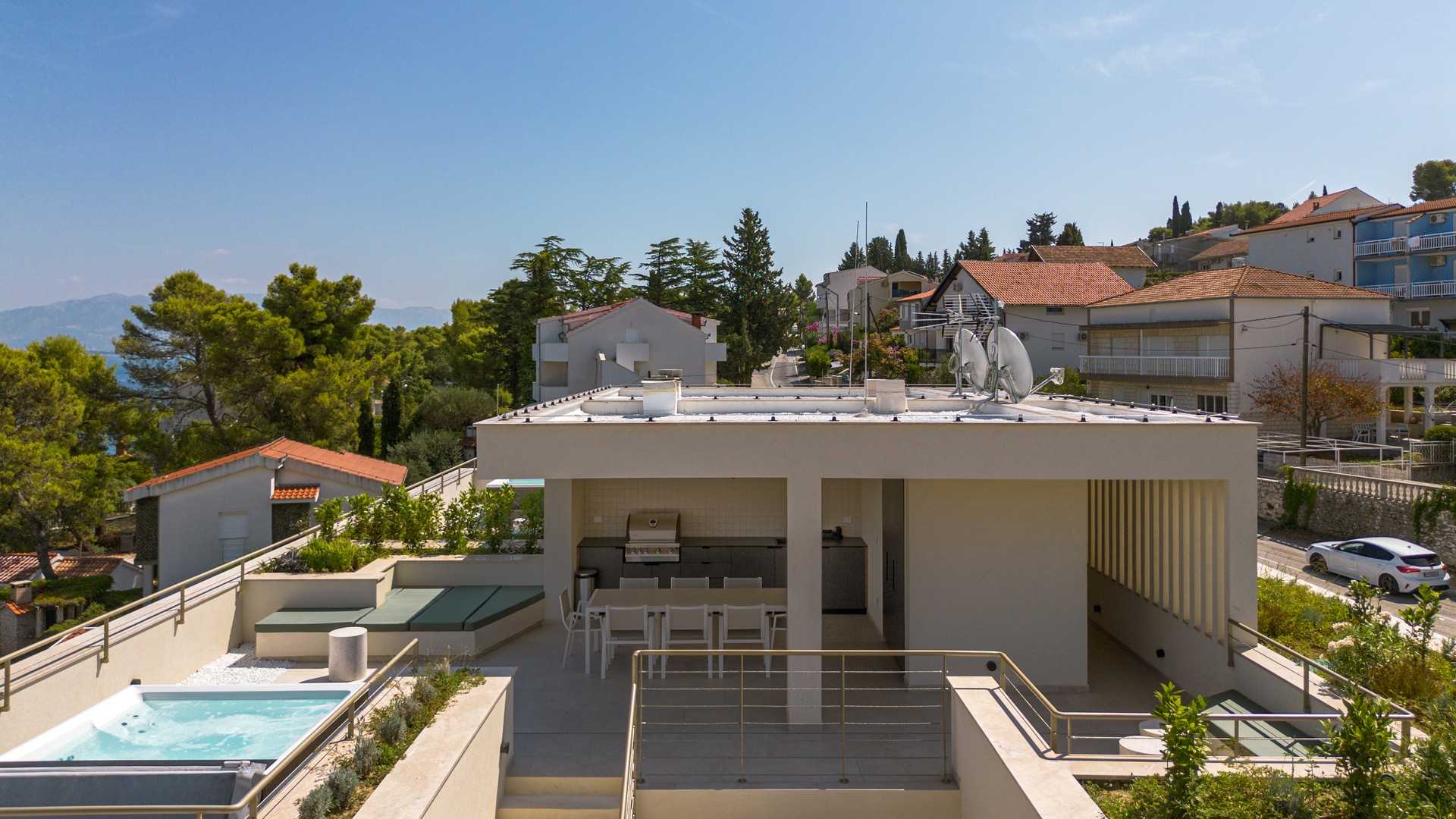 Luxury beachside villa Aqua with pool