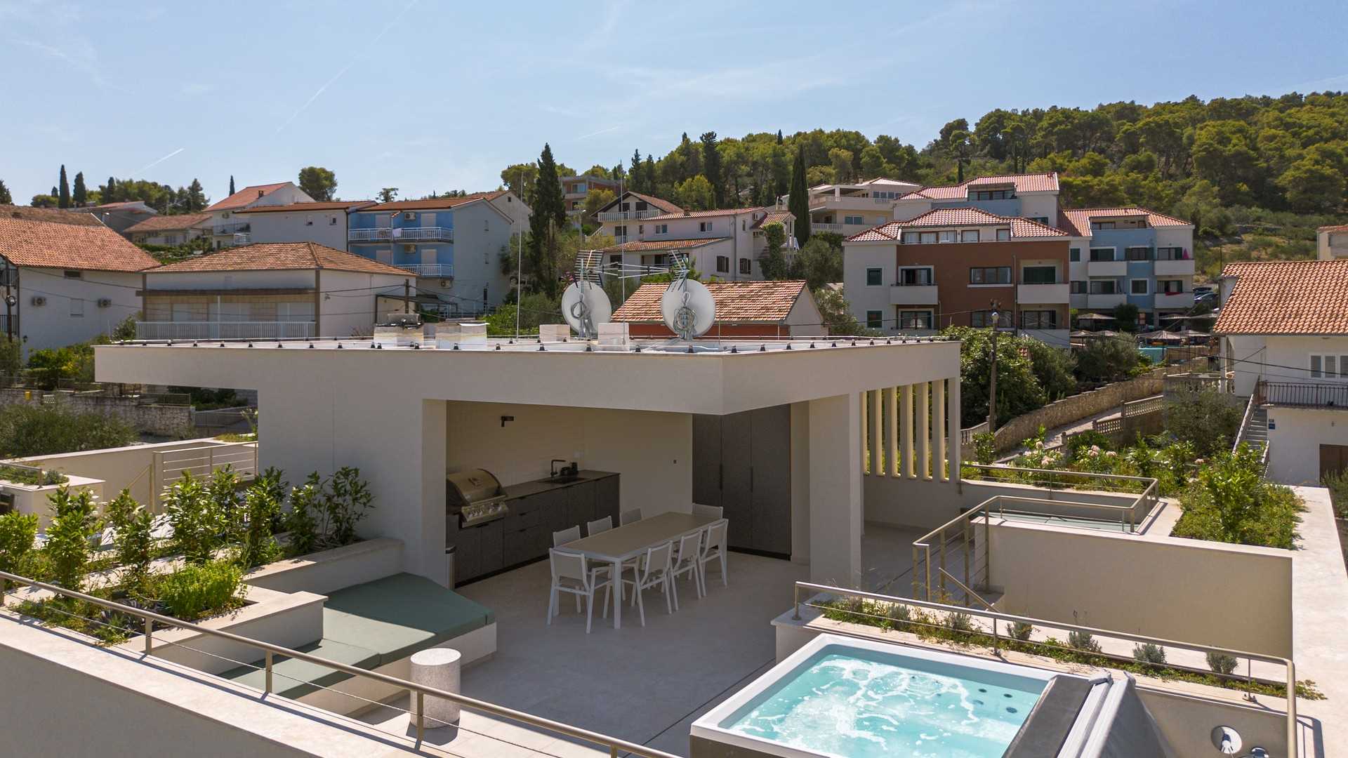 Luxury beachside villa Aqua with pool