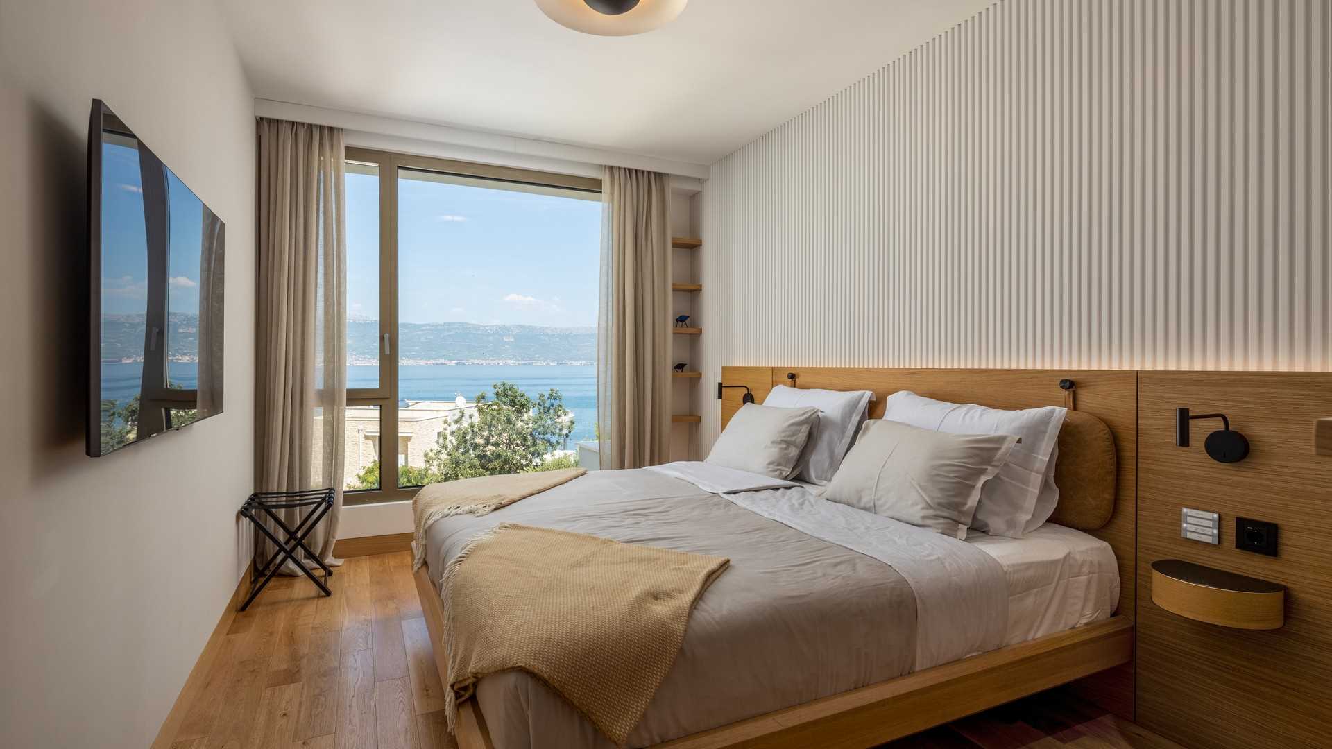 Luxury beachside villa Aqua with pool