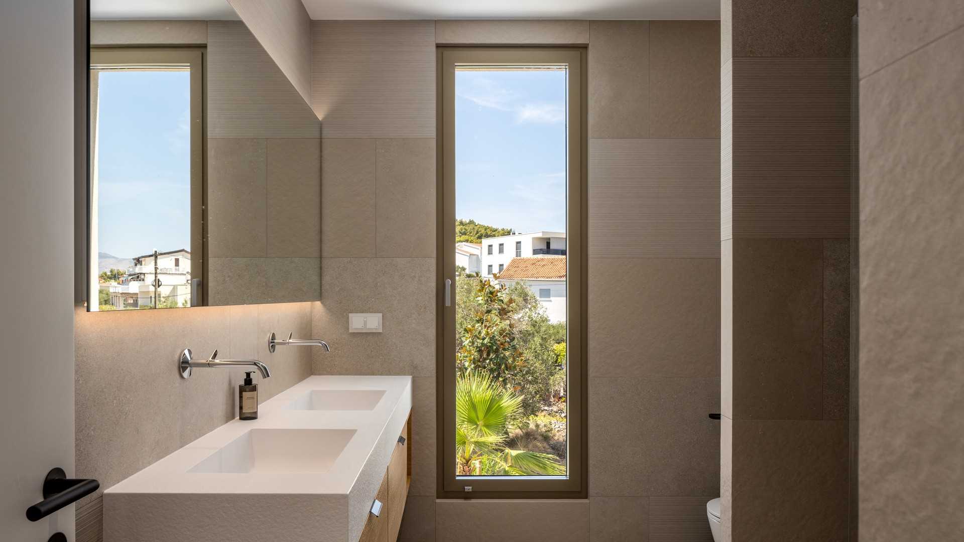 Luxury beachside villa Aqua with pool