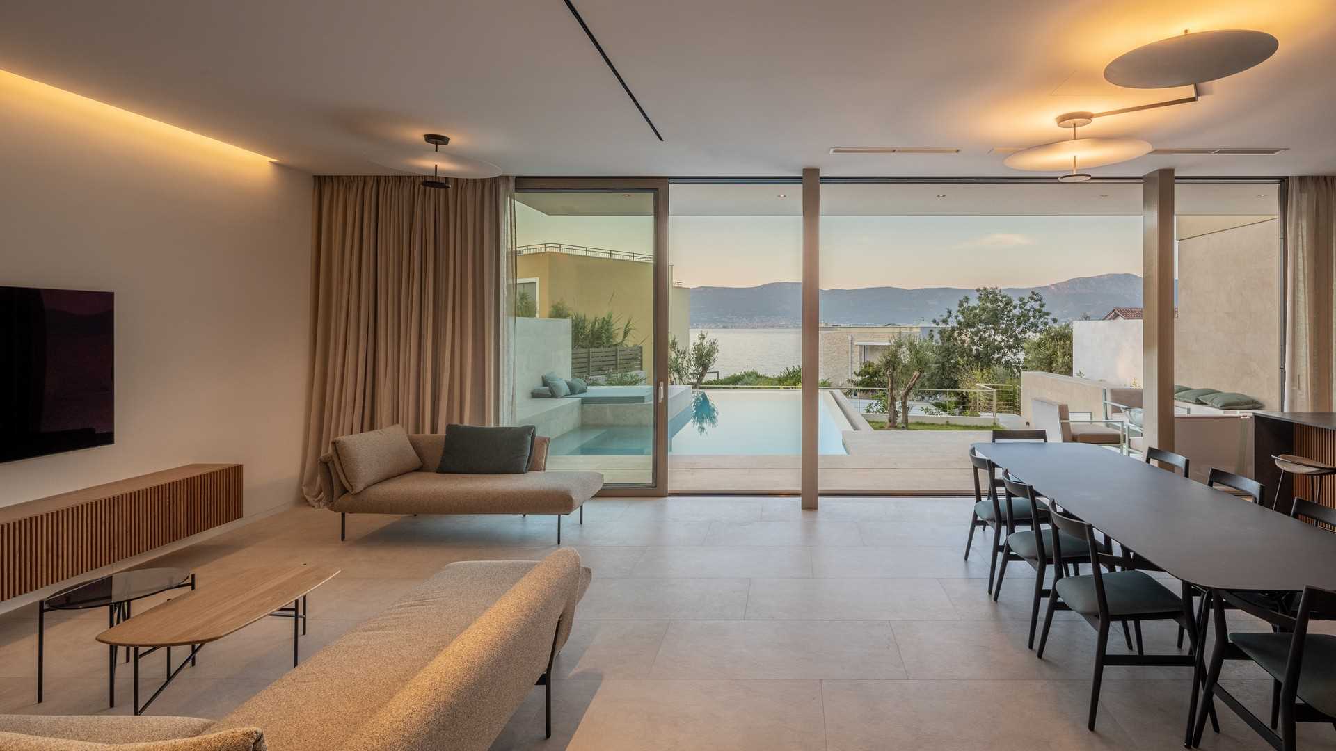 Luxury beachside villa Aqua with pool