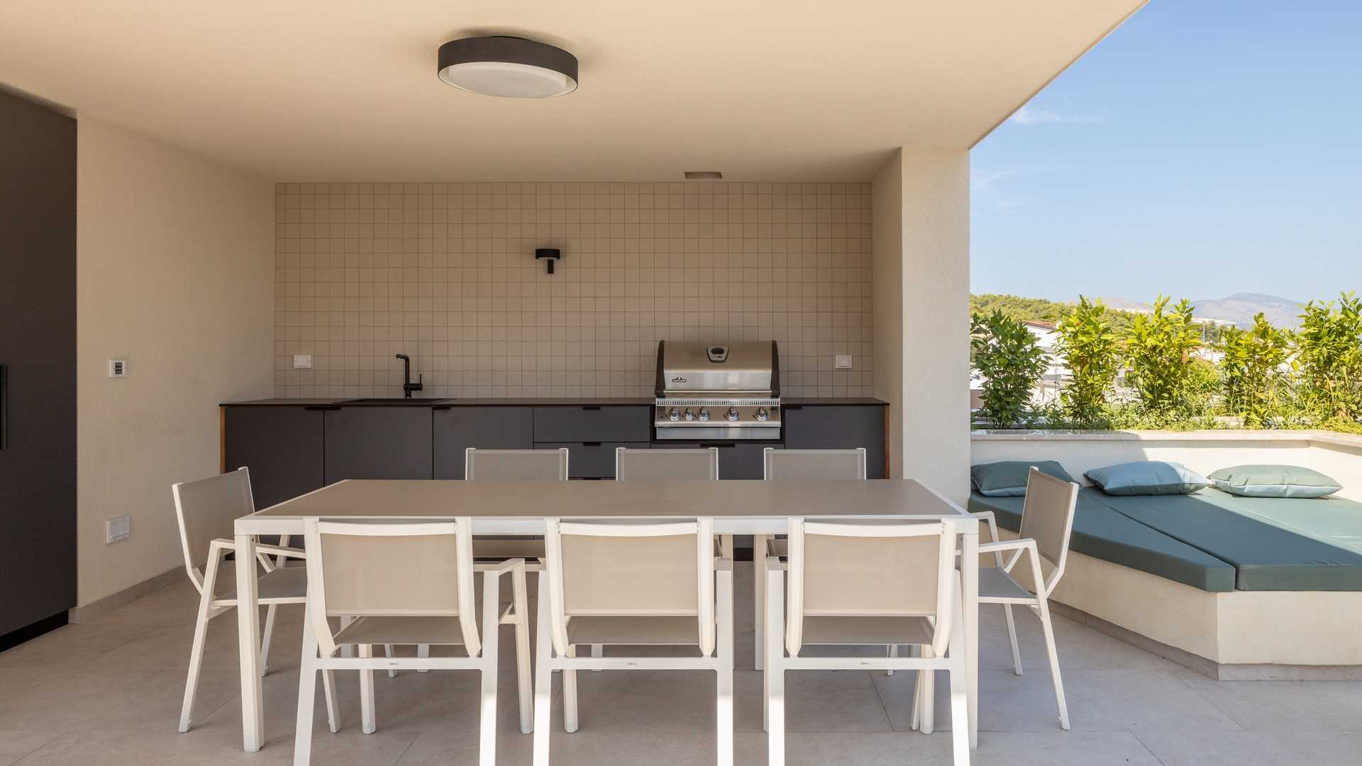 Modern beachside Villa Terra with pool