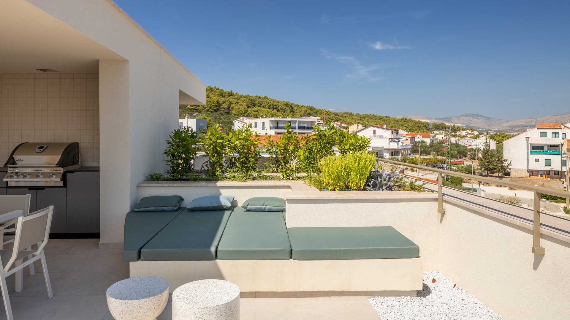 Modern beachside Villa Terra with pool
