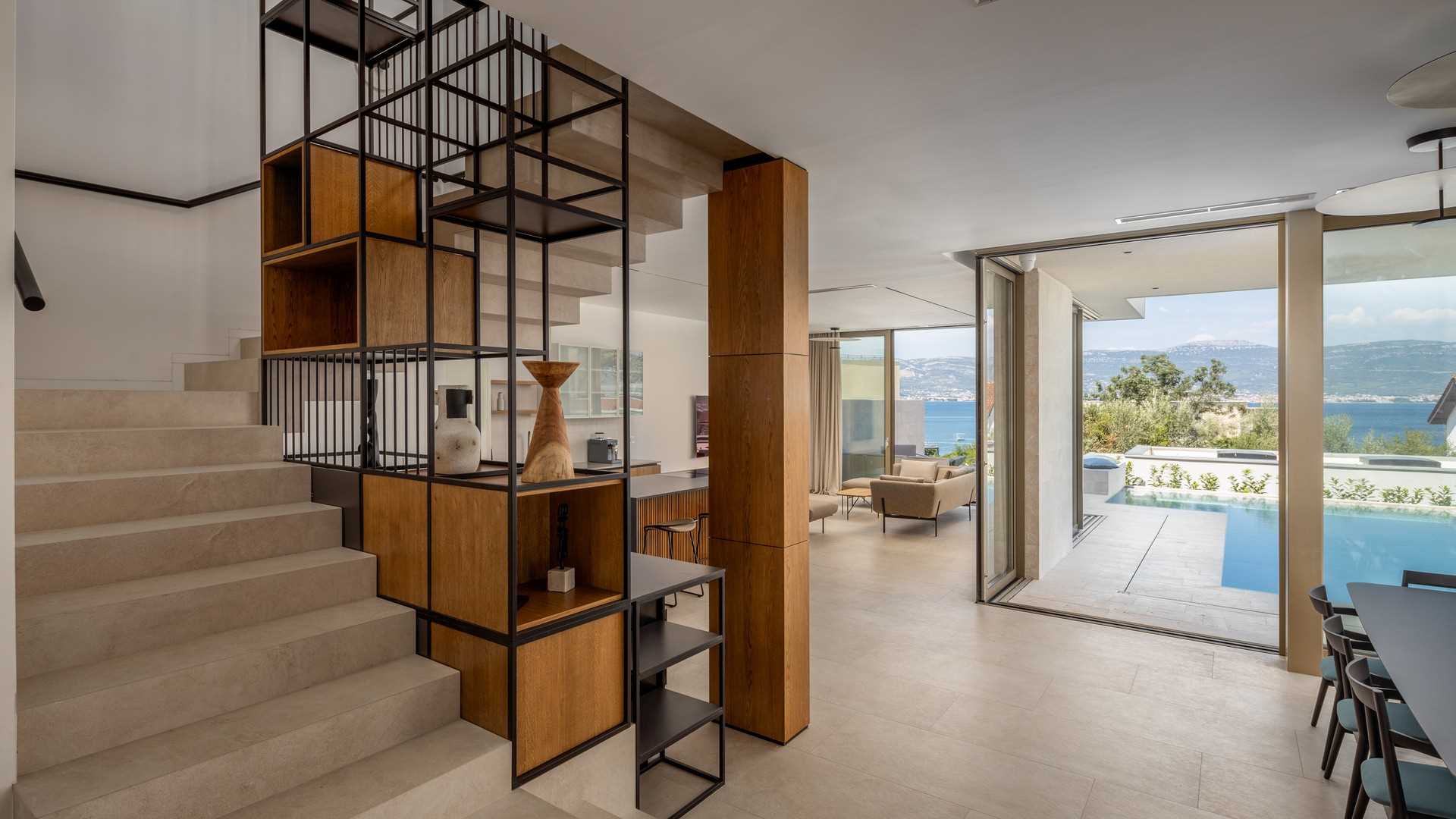 Modern beachside Villa Terra with pool