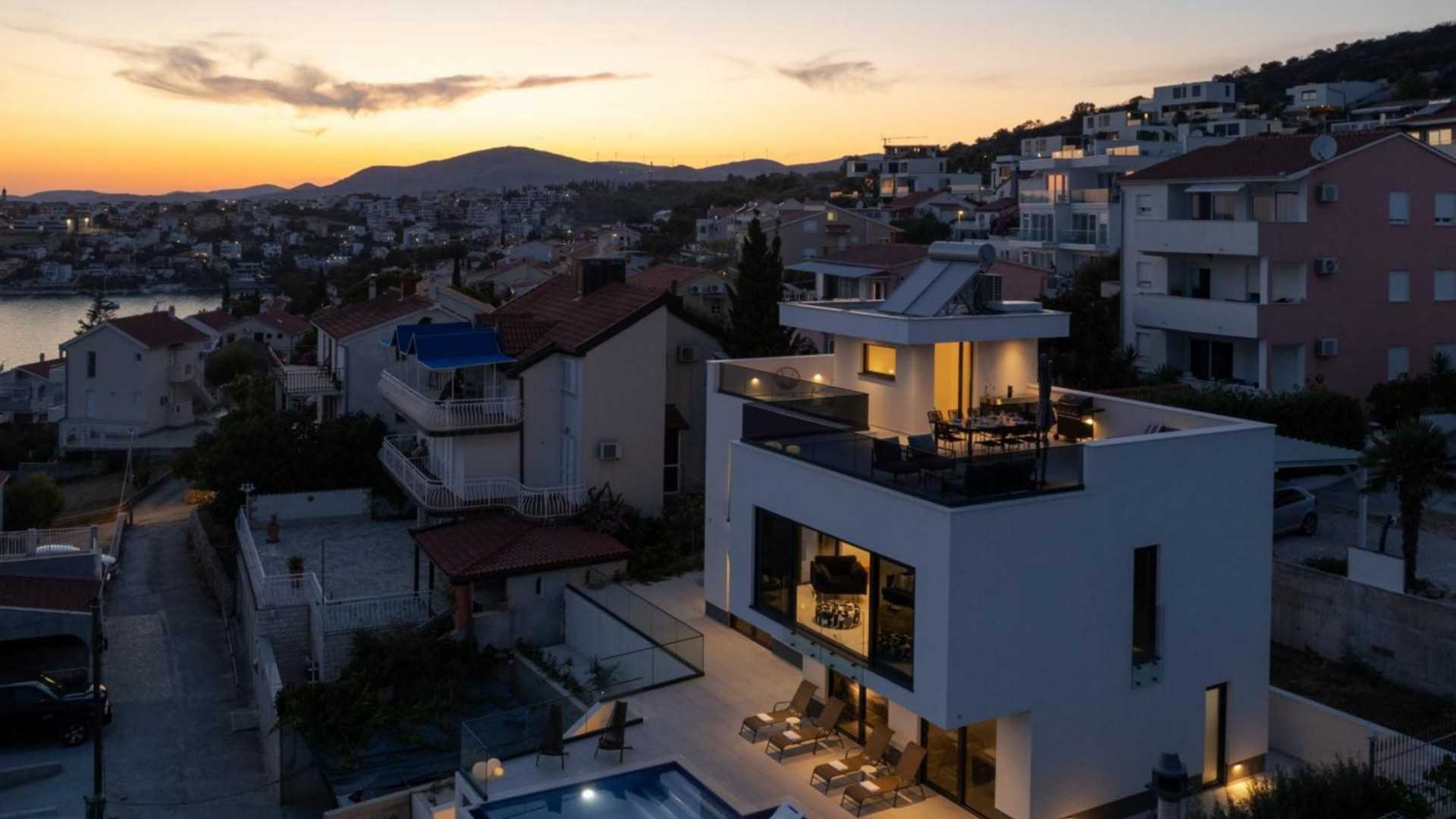 Villa Julian with a heated pool