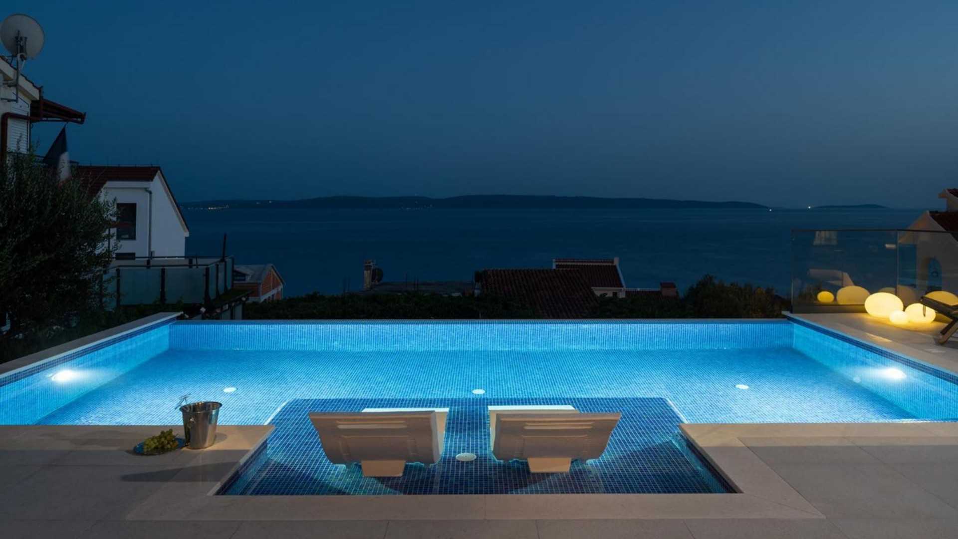 Villa Julian with a heated pool