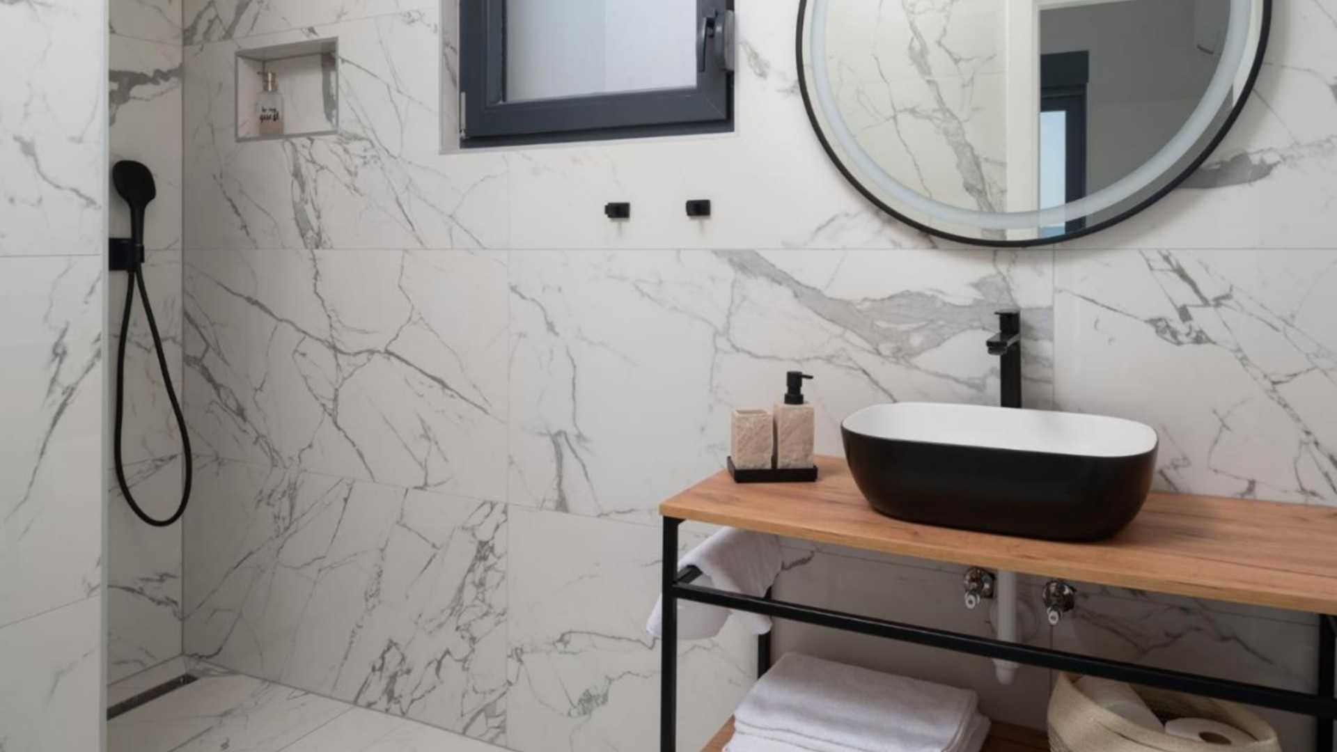 Villa Julian with a heated pool