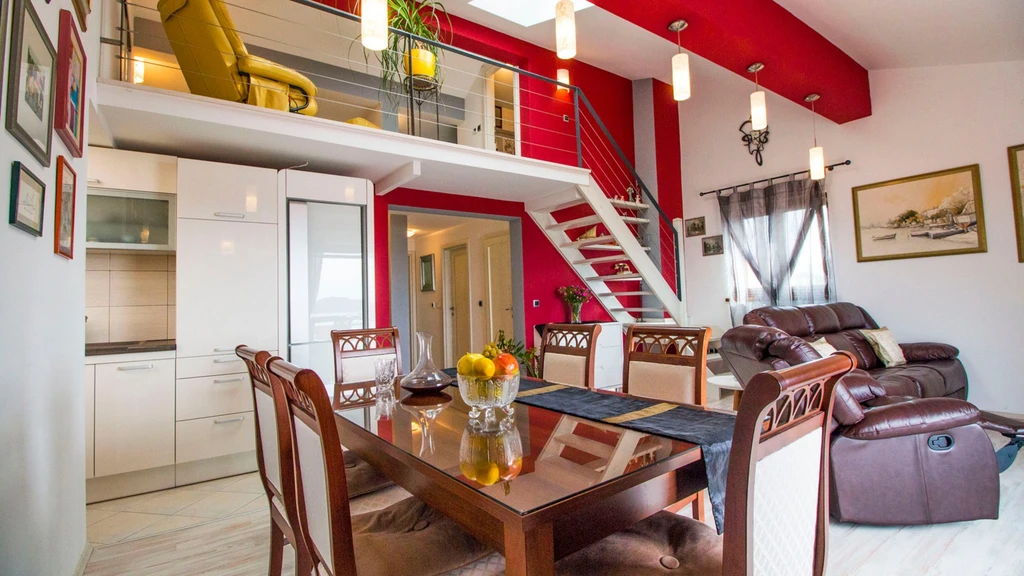 Seaview Villa with Private Pool in Okrug Gornji