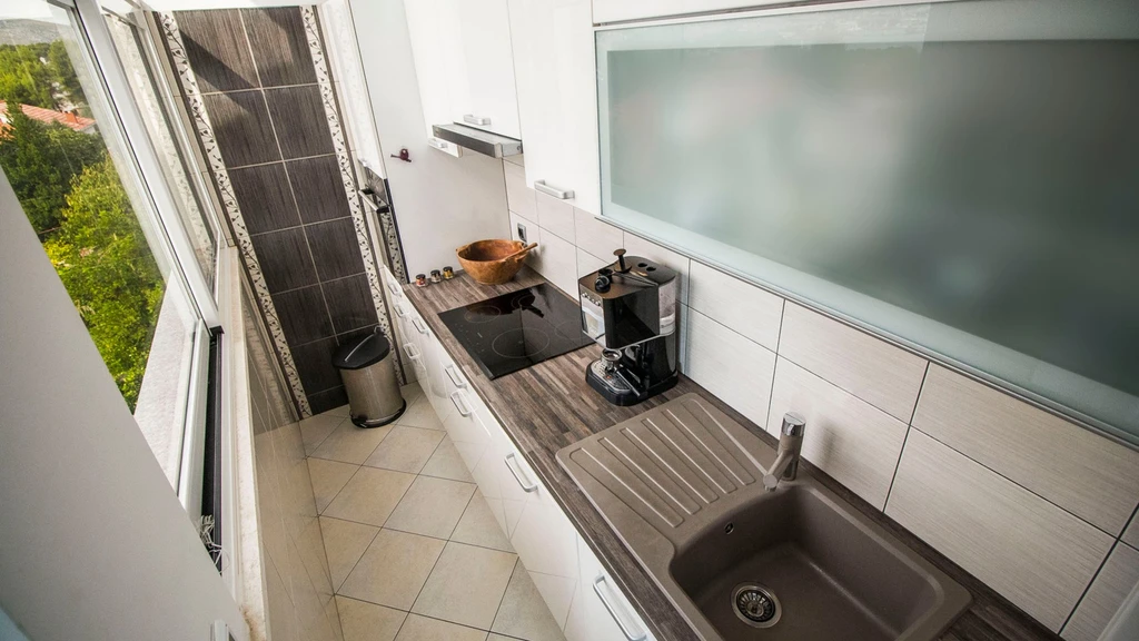 Seaview Villa with Private Pool in Okrug Gornji