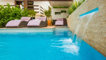 Seaview Villa with Private Pool in Okrug Gornji