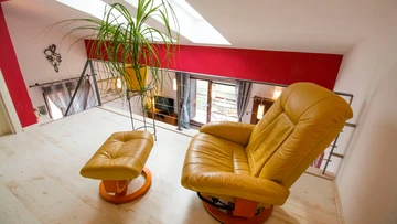 Seaview Apartment for 6 Guests in Okrug Gornji