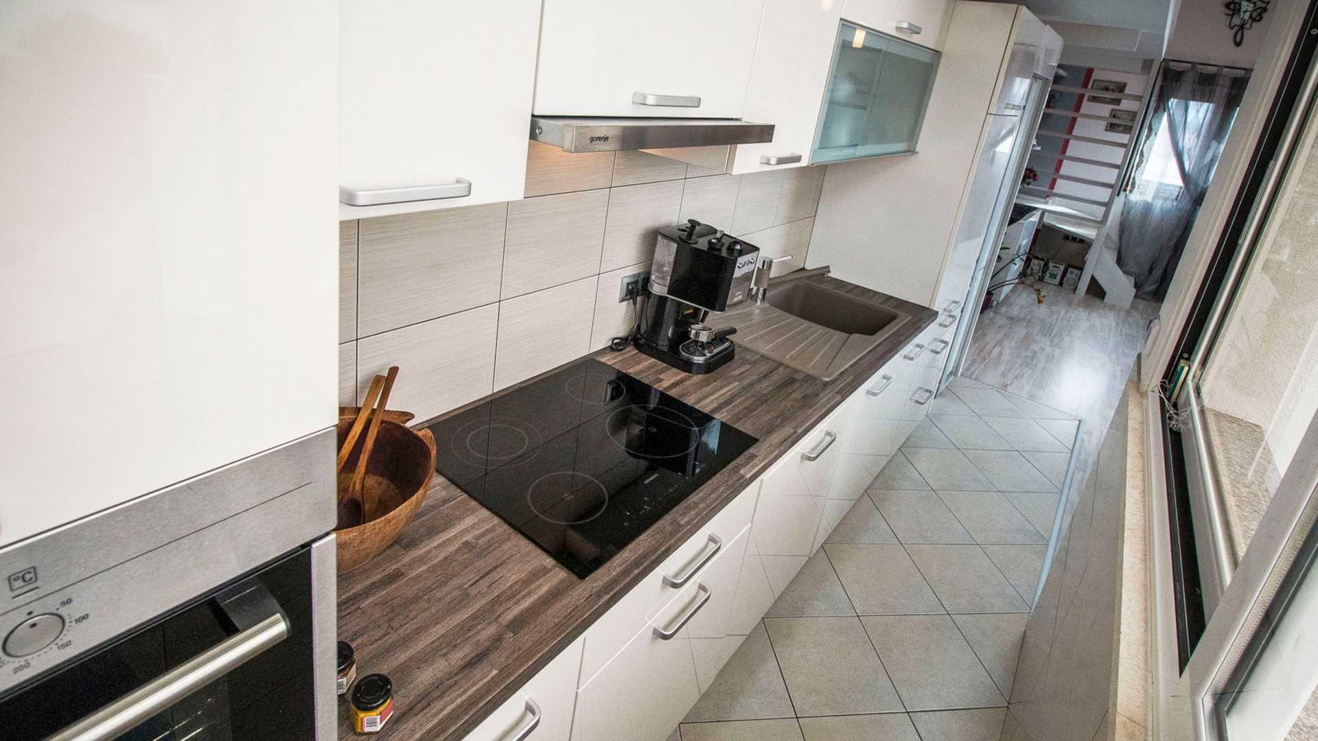 Seaview Apartment Nia 3 near Trogir