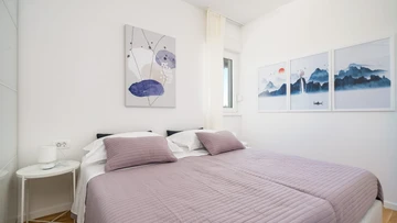 Seget Donji Seaview Apartment for 4 Guests