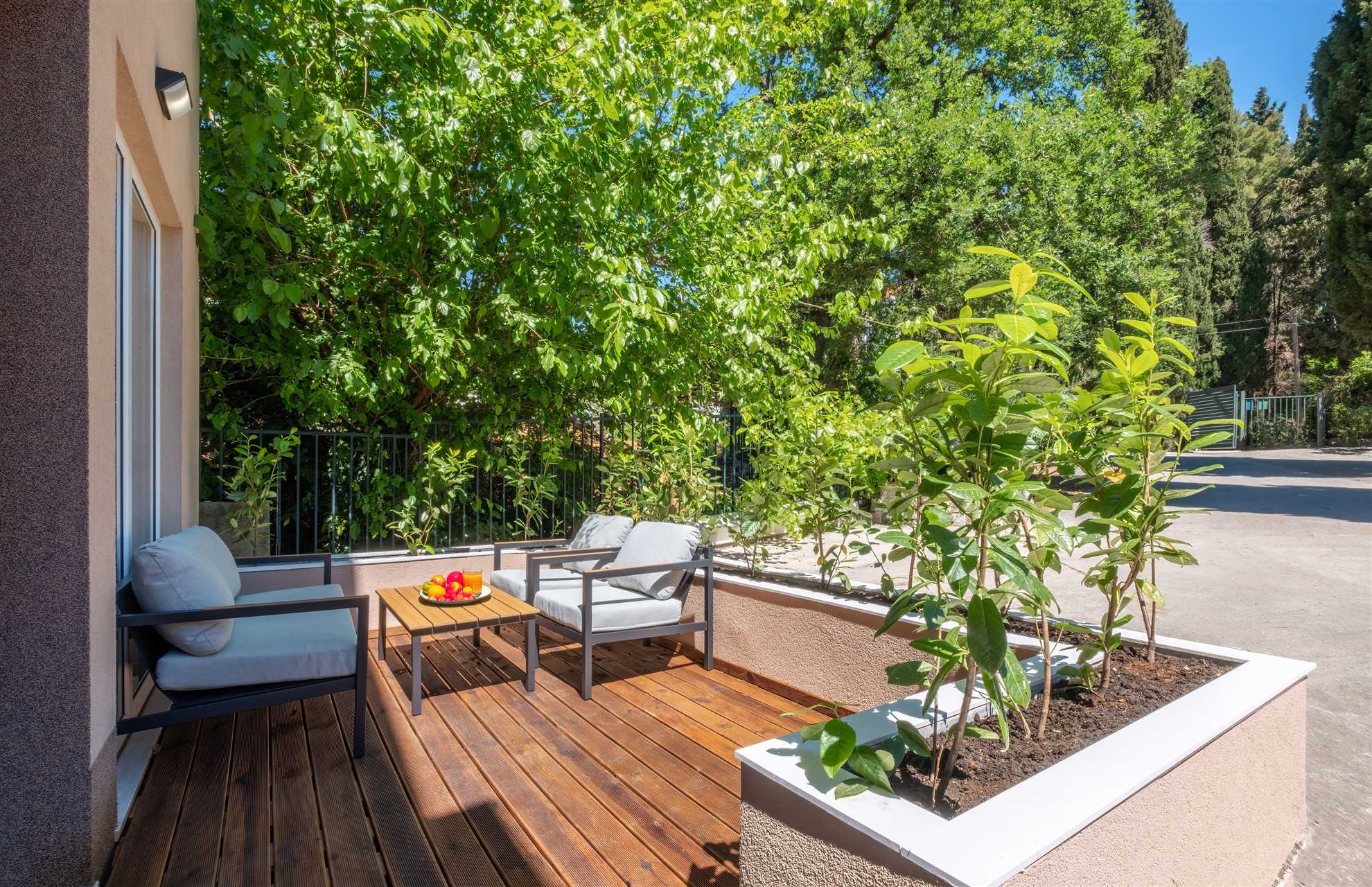 Apartment Pulenat with a terrace