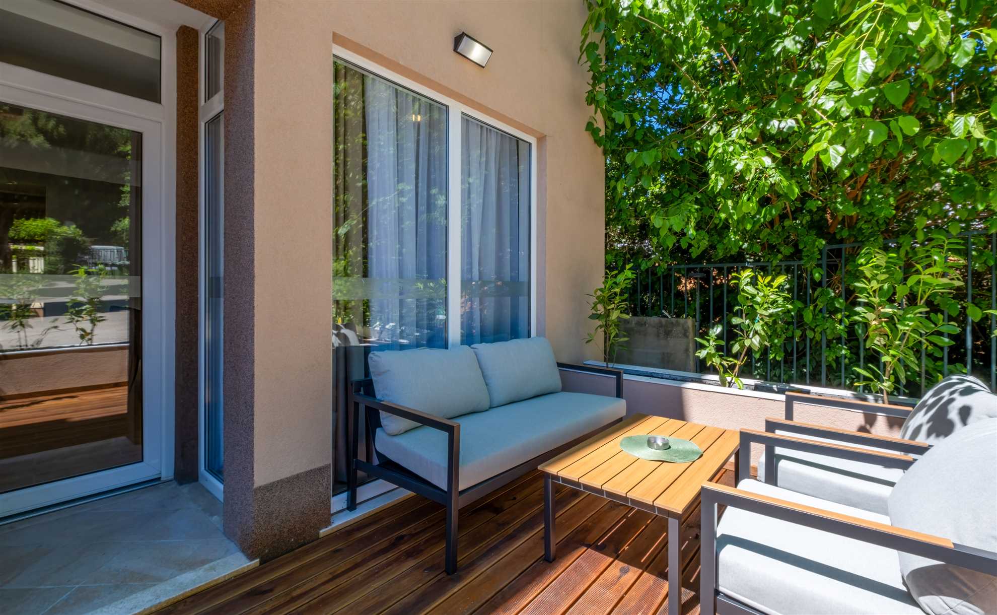 Apartment Pulenat with a terrace