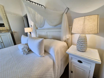 Two-Bedroom Apartment in Klimno for 4 Guests