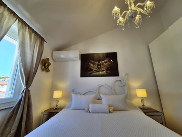 Two-Bedroom Apartment in Klimno for 4 Guests