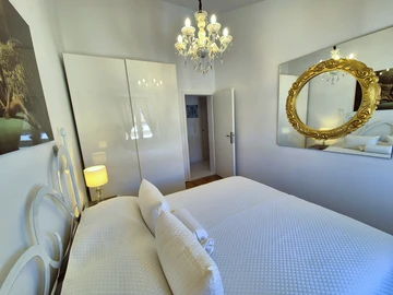 Two-Bedroom Apartment in Klimno for 4 Guests