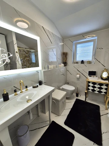 Two-Bedroom Apartment in Klimno for 4 Guests