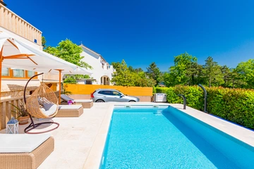 Šilo Apartment for up to 5 Guests