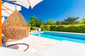 Šilo Apartment for up to 5 Guests