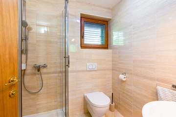 Šilo Apartment for up to 5 Guests