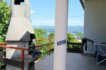 1-Bedroom Apartment in Šilo for Up to 3 Guests