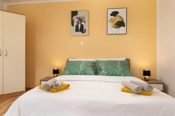 Polje Single-Room Apartment for 2 Guests