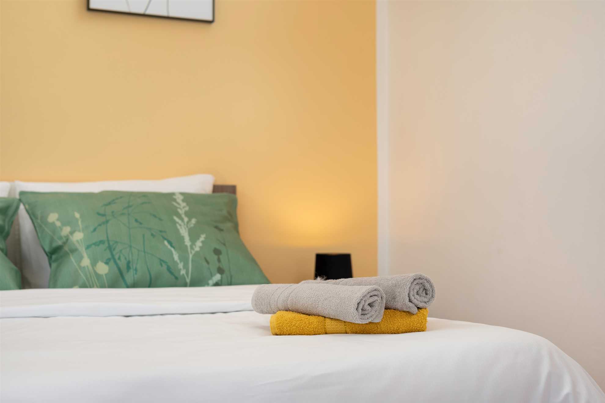 Adela Bijeli Studio Getaway with Parking