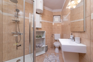 Polje Single-Room Apartment for 2 Guests