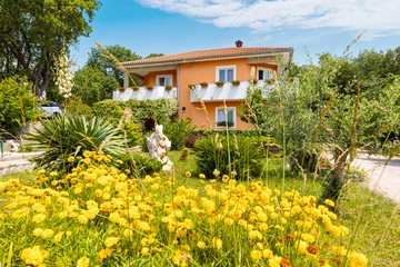 Polje Single-Room Apartment for 2 Guests