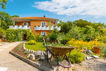 Polje Single-Room Apartment for 2 Guests