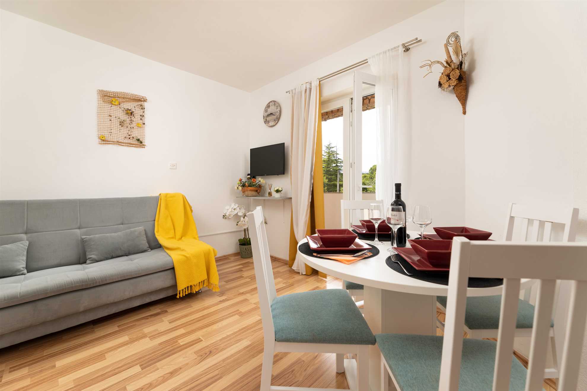 Adela Smedji Cozy Studio for Two
