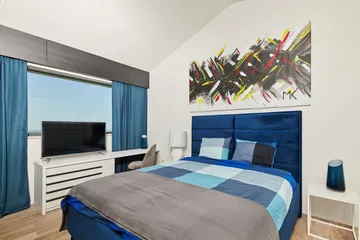 4-Bedroom Villa with Sea View in Markovac