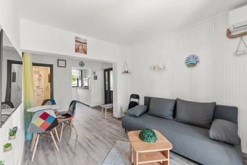 1-Bedroom Apartment in Poreč for Up to 3 Guests