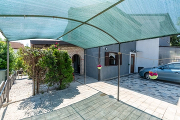 1-Bedroom Apartment in Poreč for Up to 3 Guests