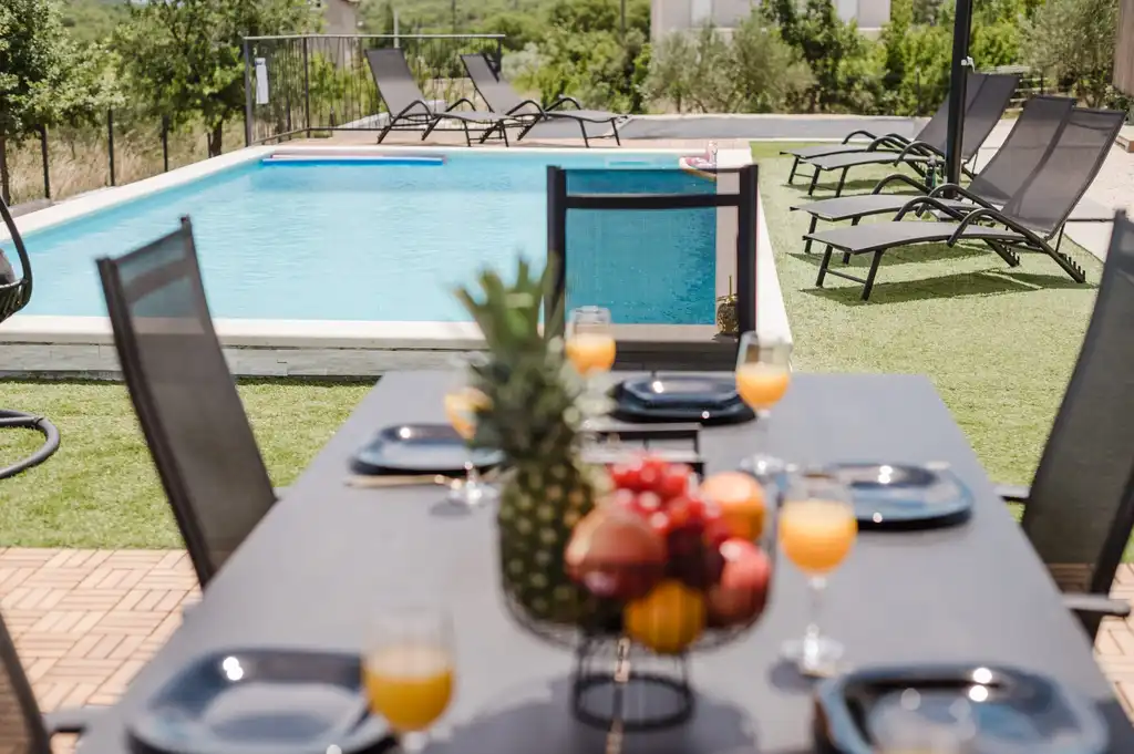 3-Bedroom Holiday House in Gaćelezi for 6